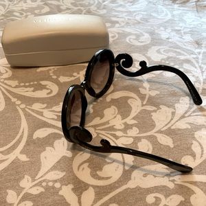 Prada sunglasses “Baroque” round